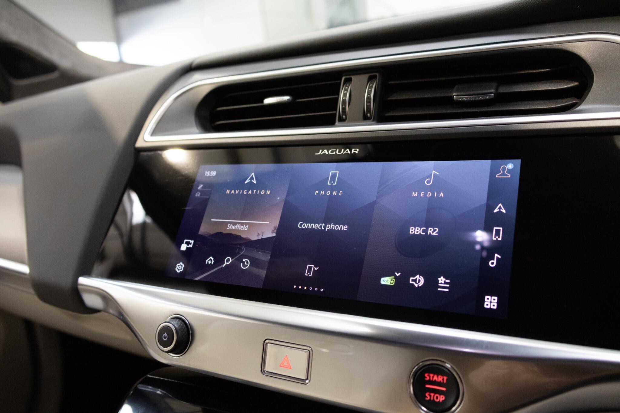 Jaguar I-Pace - Image 15