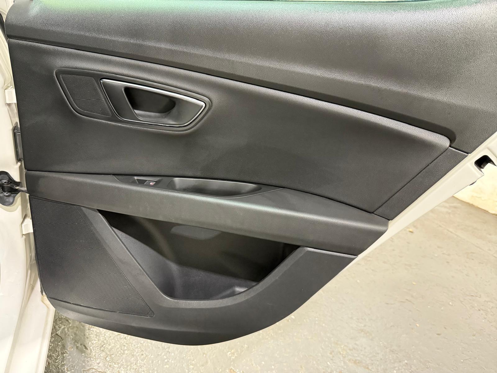 SEAT Leon - Image 23