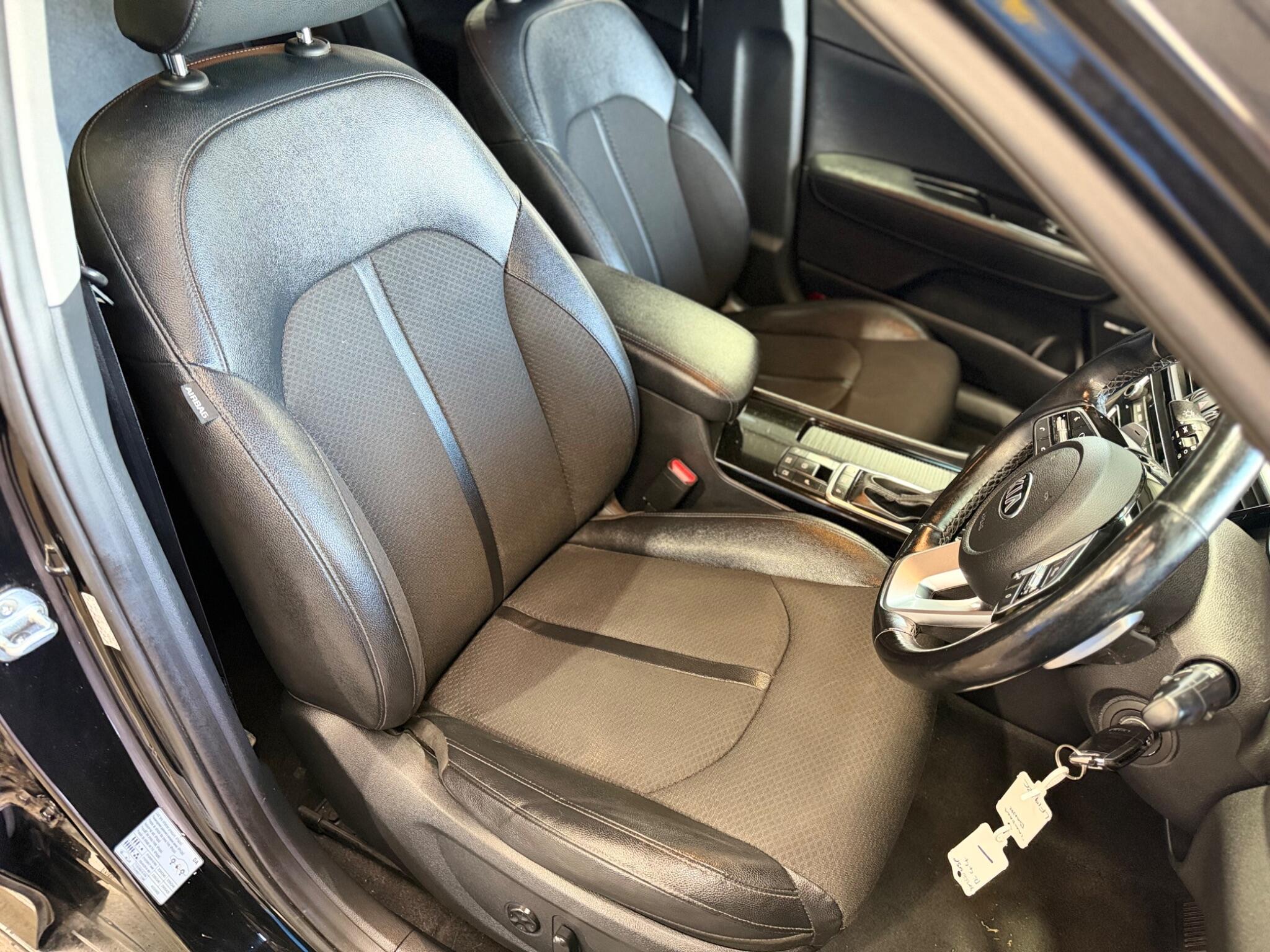 Kia Optima - Image 41