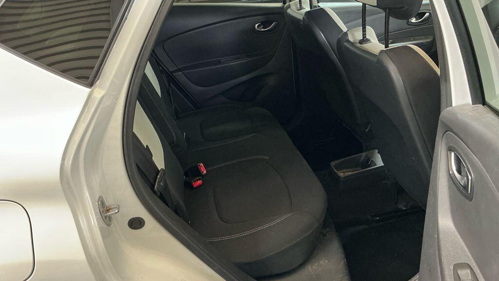 Renault Captur - Image 10
