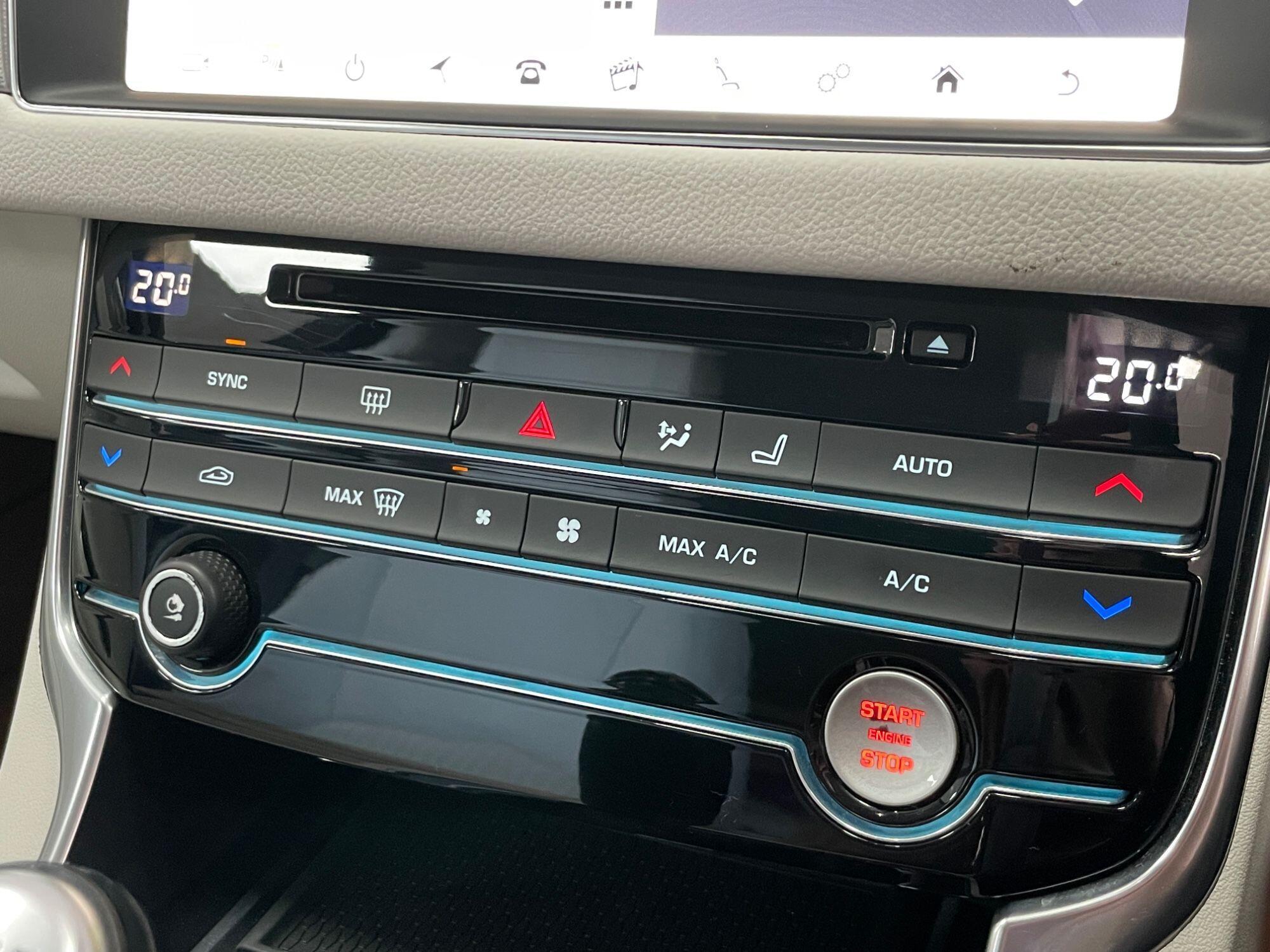 Jaguar XF - Image 46