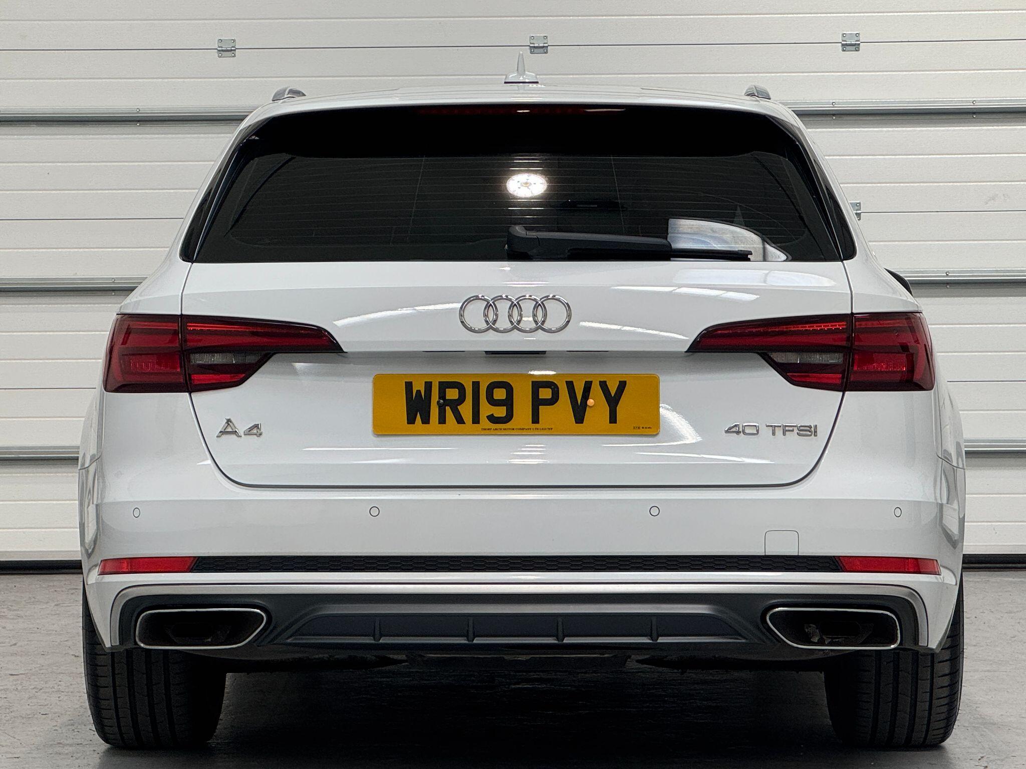 Audi A4 Avant - Image 13