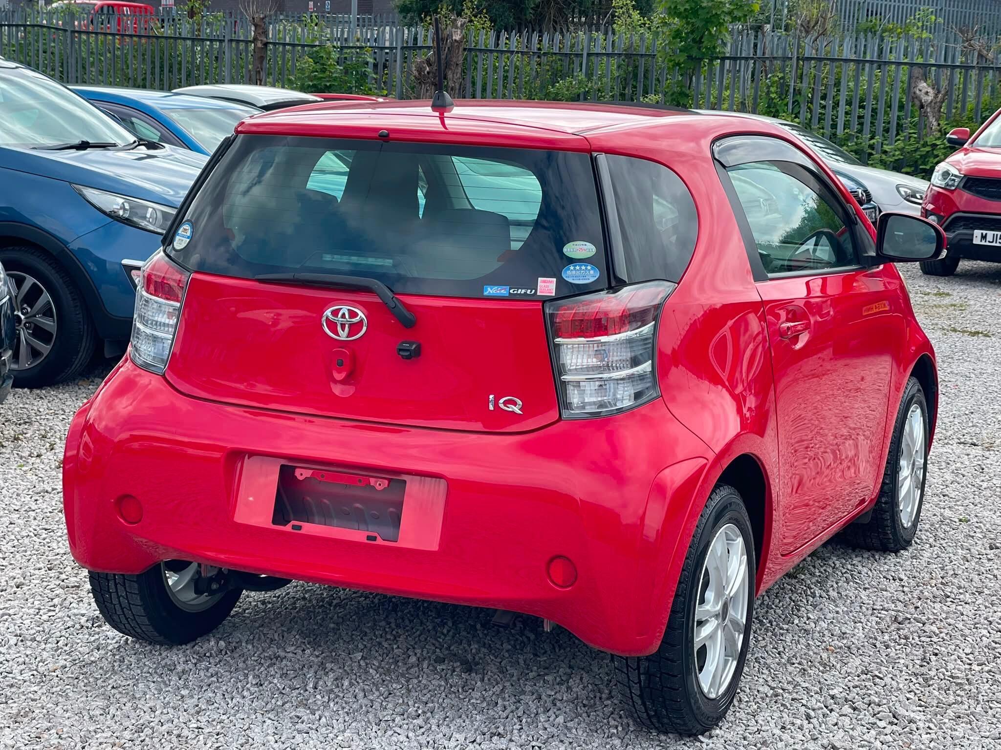 Toyota iQ - Image 6