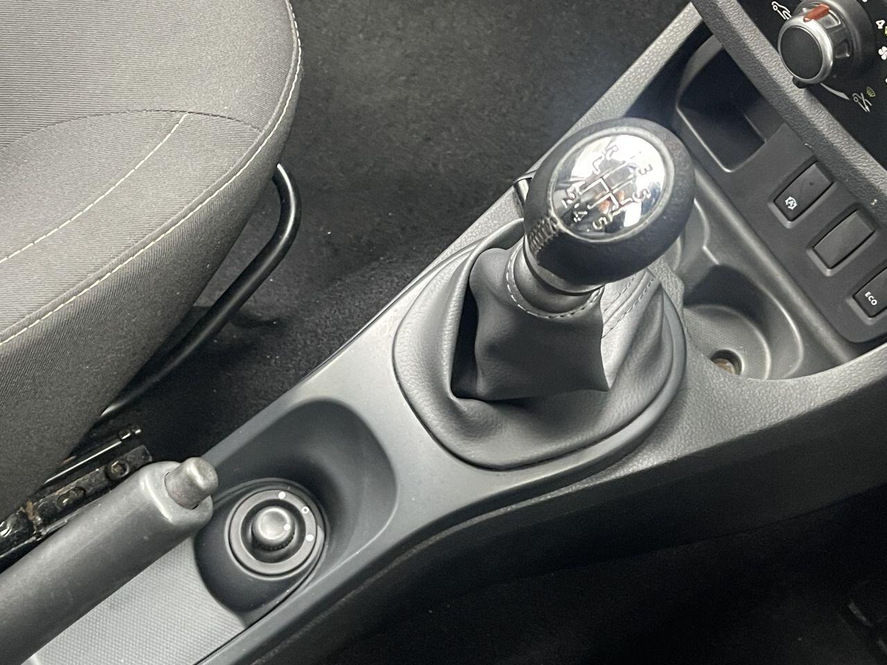 Dacia Duster - Image 40