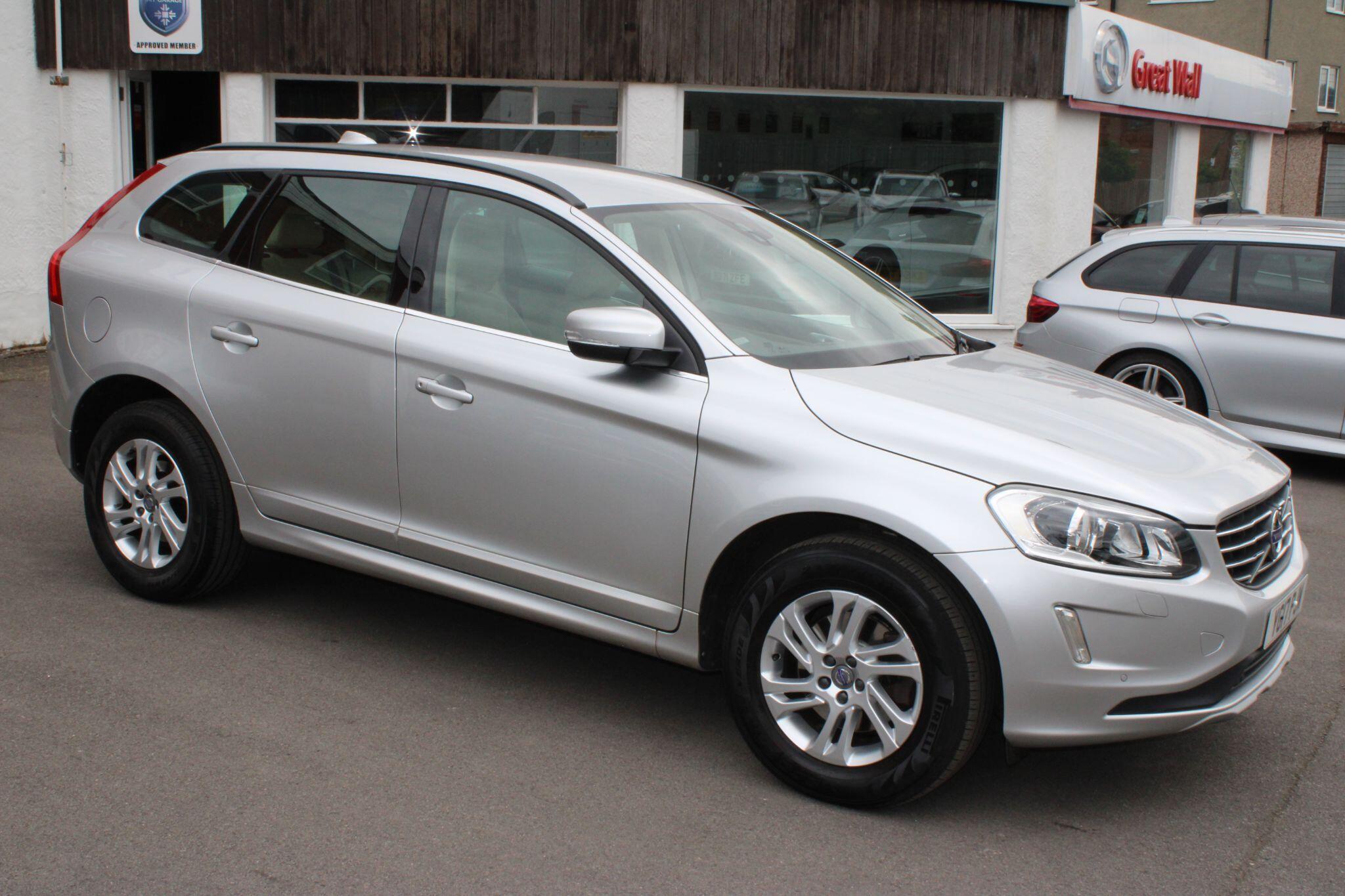 Volvo XC60 - Image 10