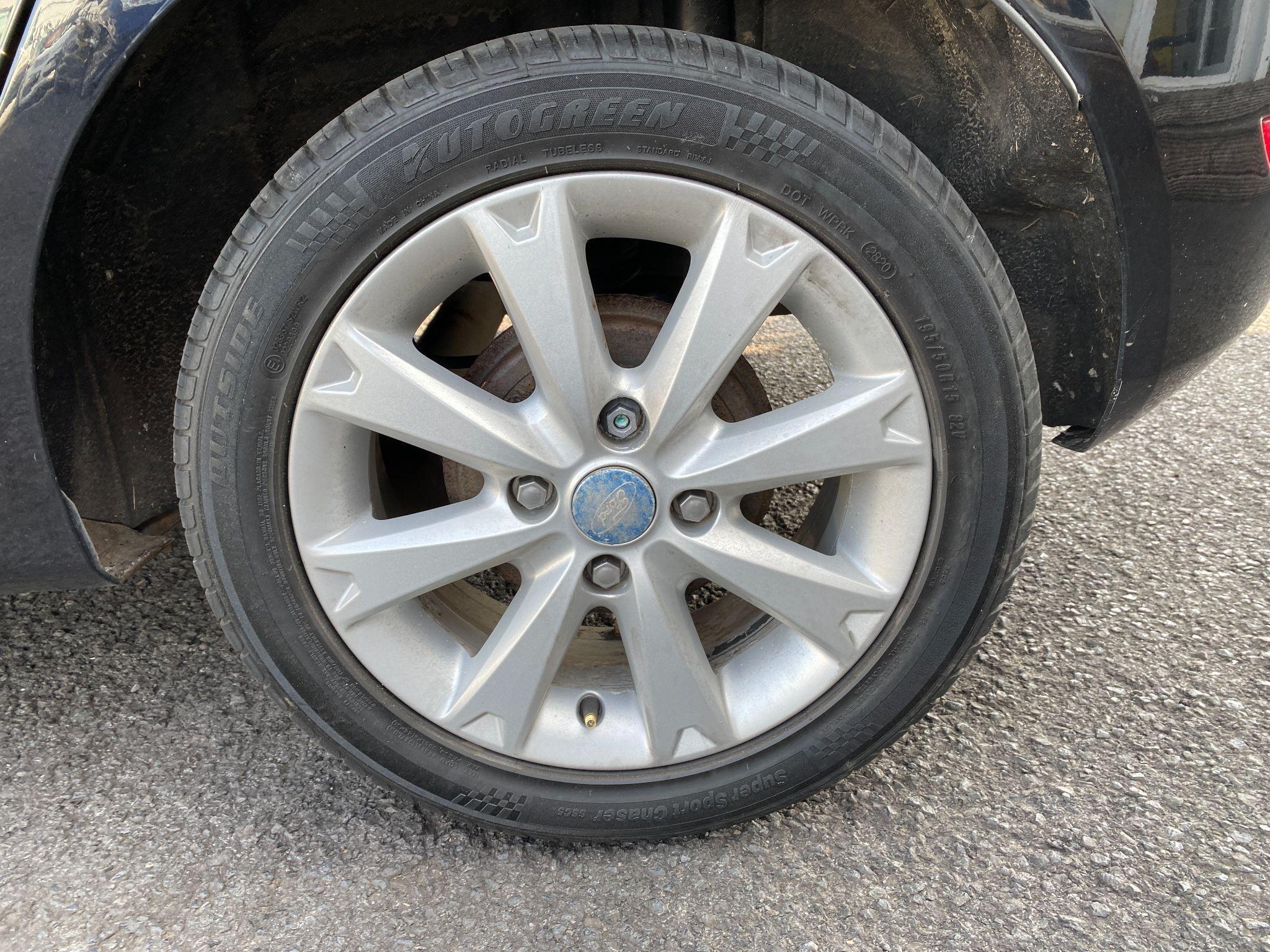 Ford Fiesta - Image 60