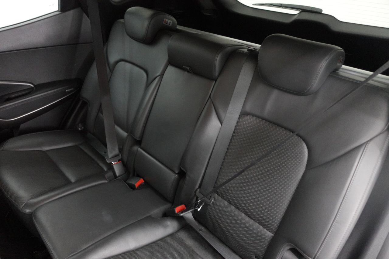 Hyundai Santa Fe - Image 19