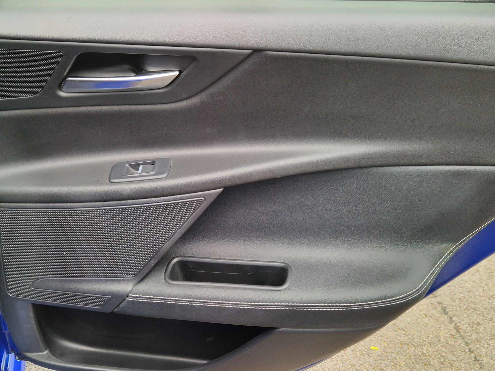 Jaguar XE - Image 35