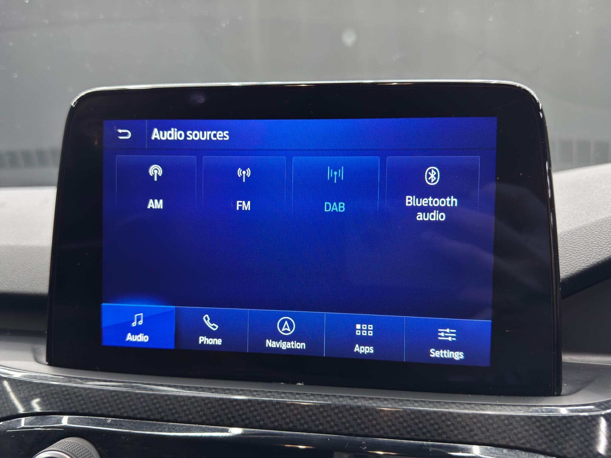 Ford Kuga - Image 32