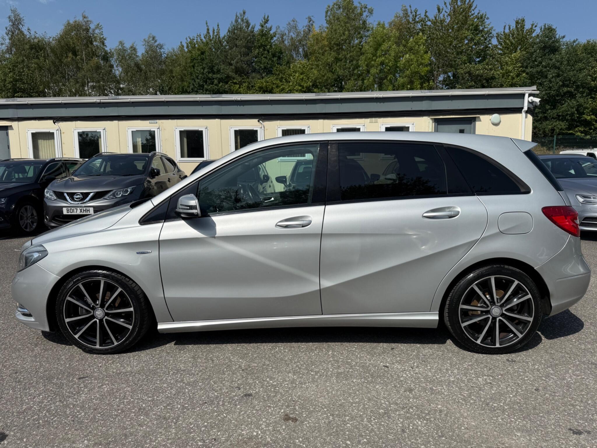 Mercedes B Class - Image 20