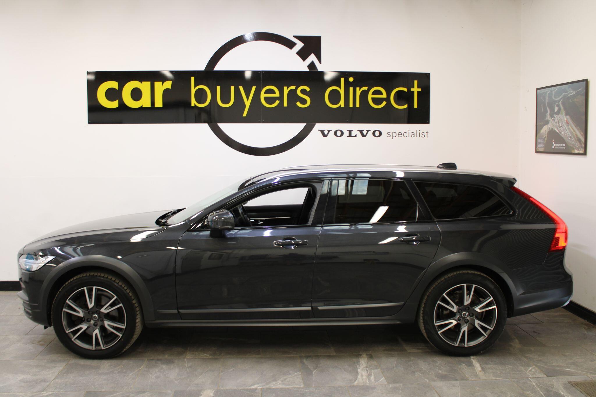 Volvo V90 CROSS COUNTRY - Image 15