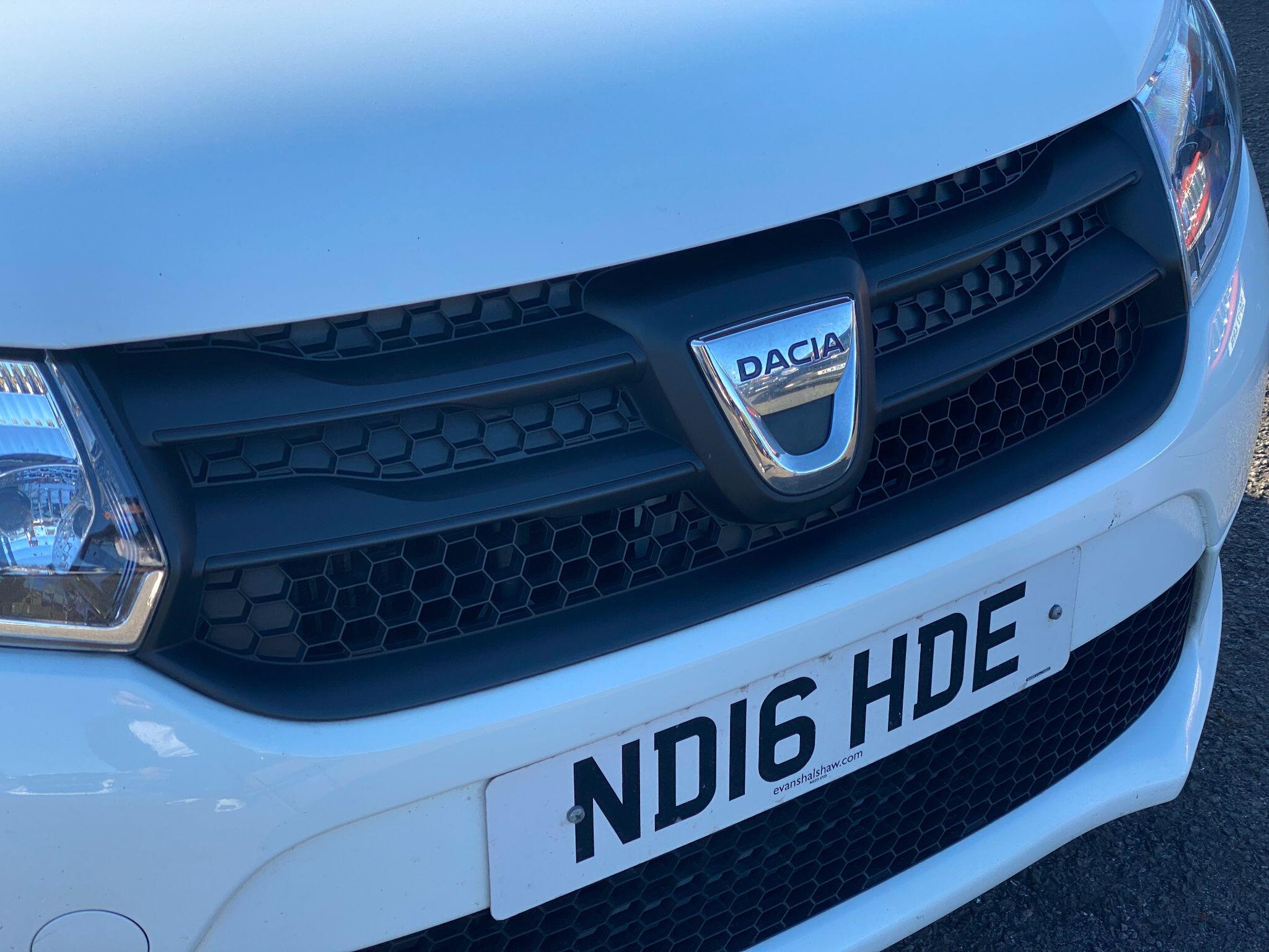 Dacia Sandero - Image 11