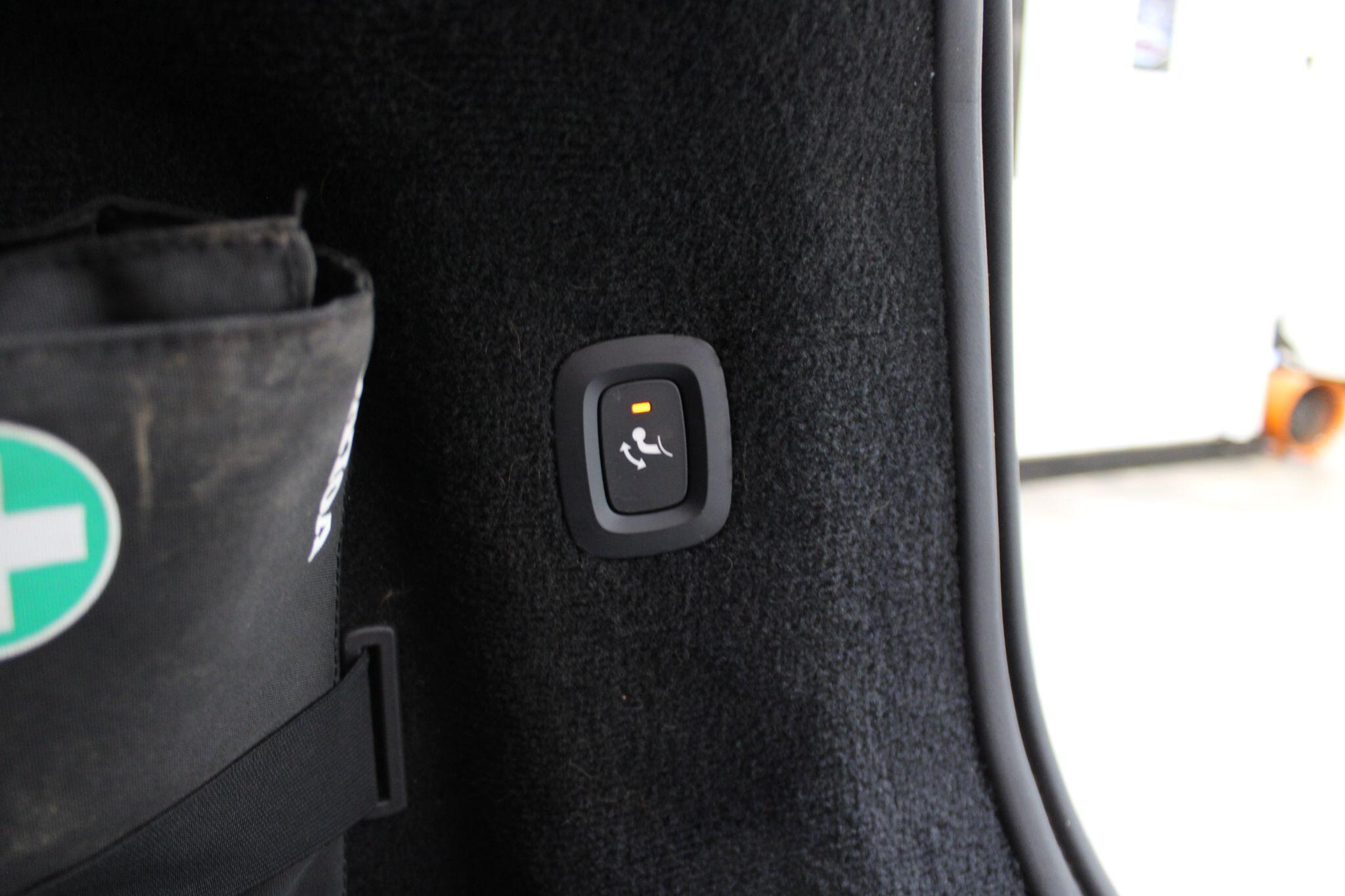 Volvo V90 CROSS COUNTRY - Image 16