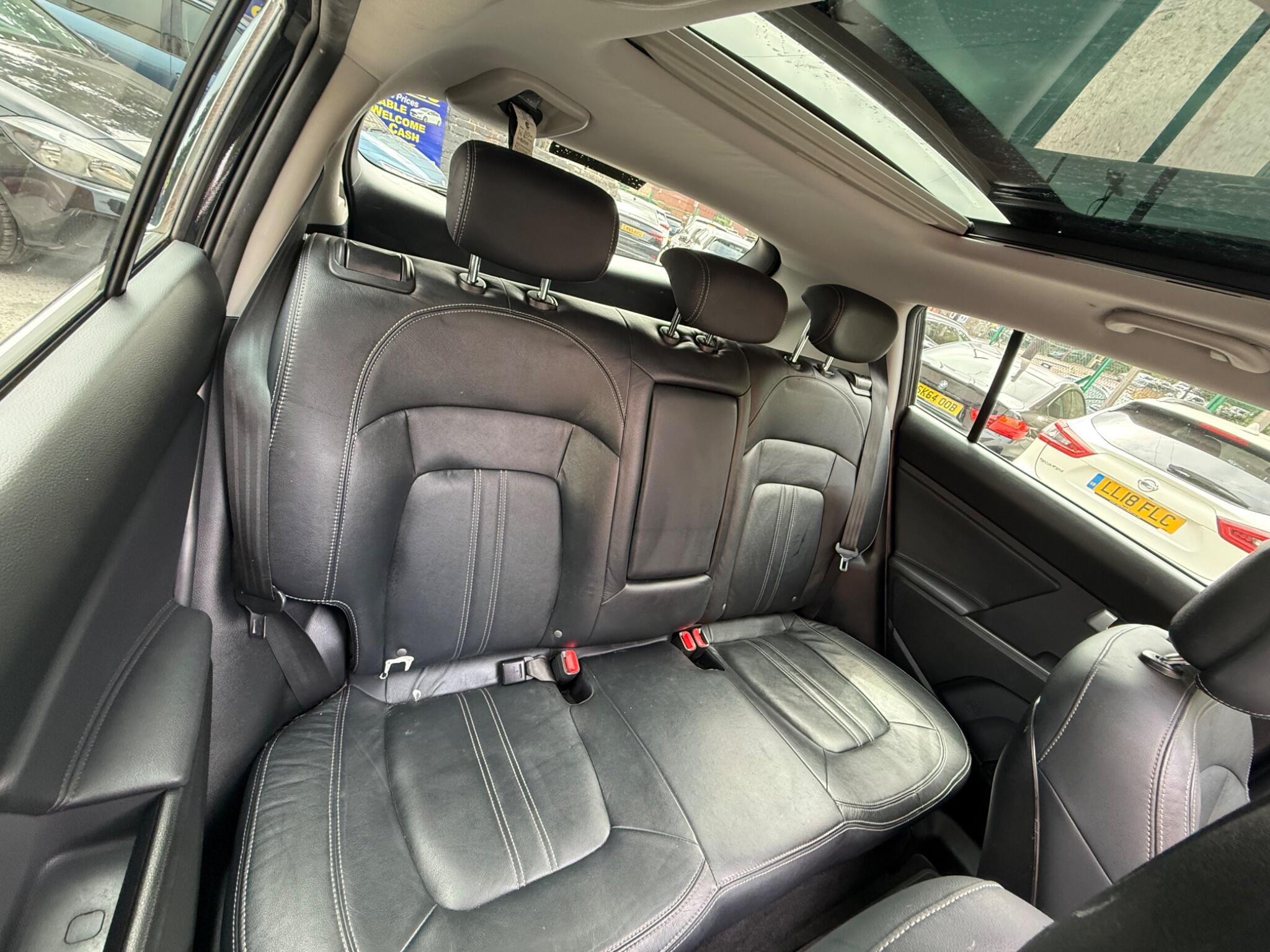Kia Sportage - Image 15