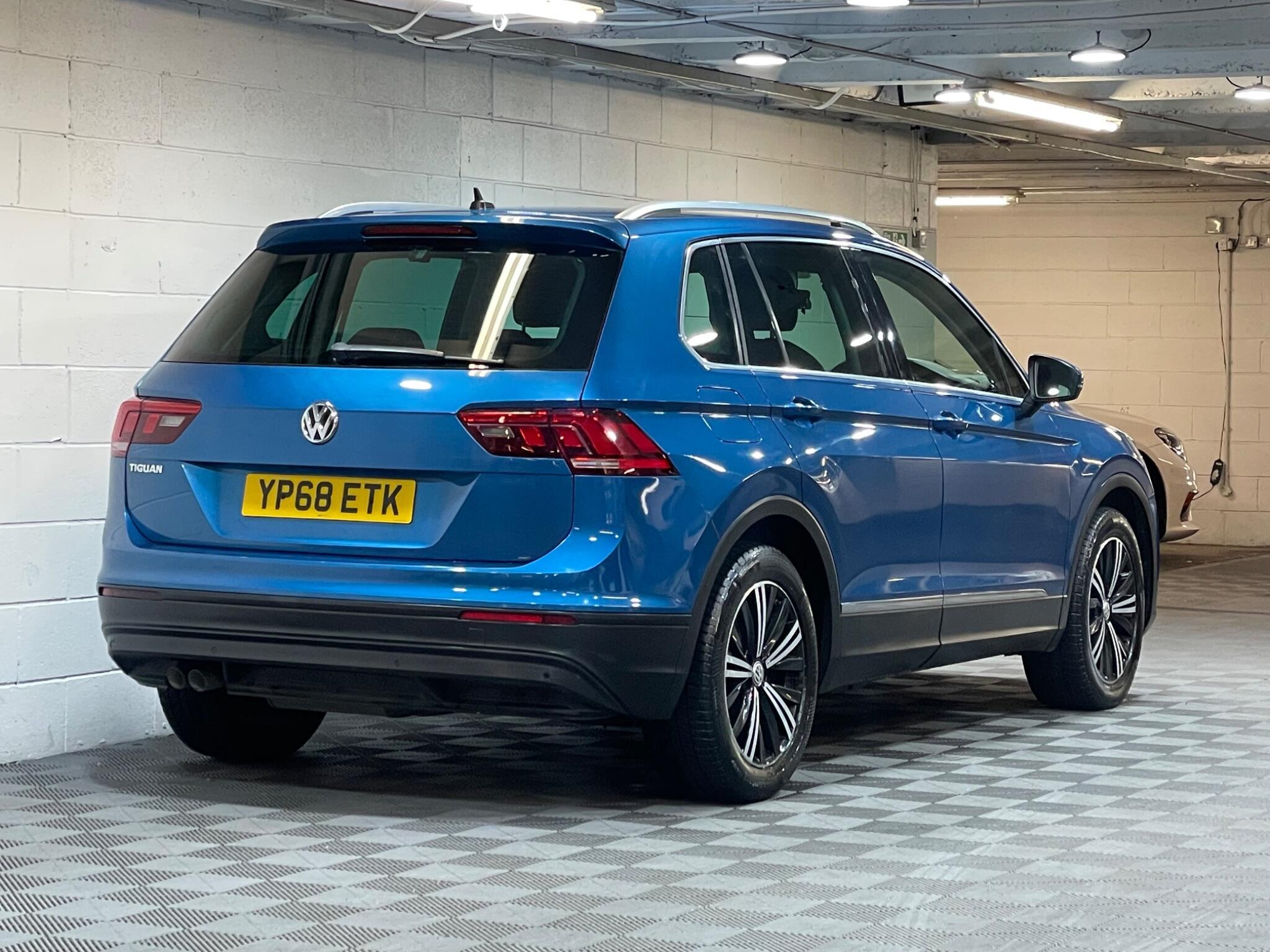 Volkswagen Tiguan - Image 4