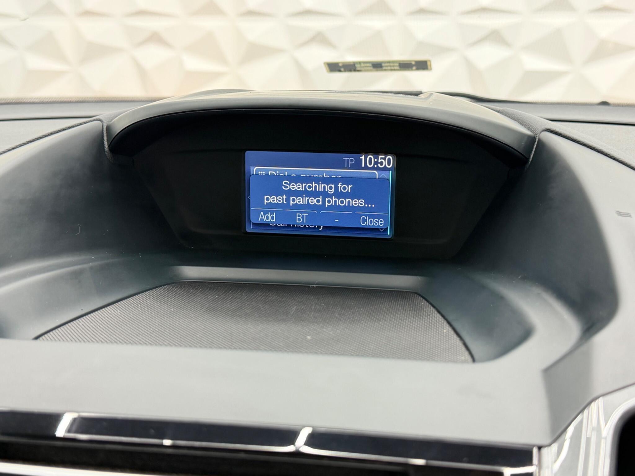 Ford C-MAX - Image 17