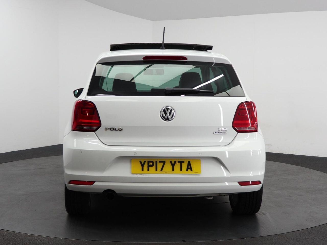 Volkswagen Polo - Image 10