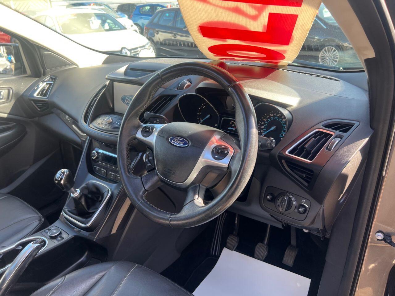 Ford Kuga - Image 16