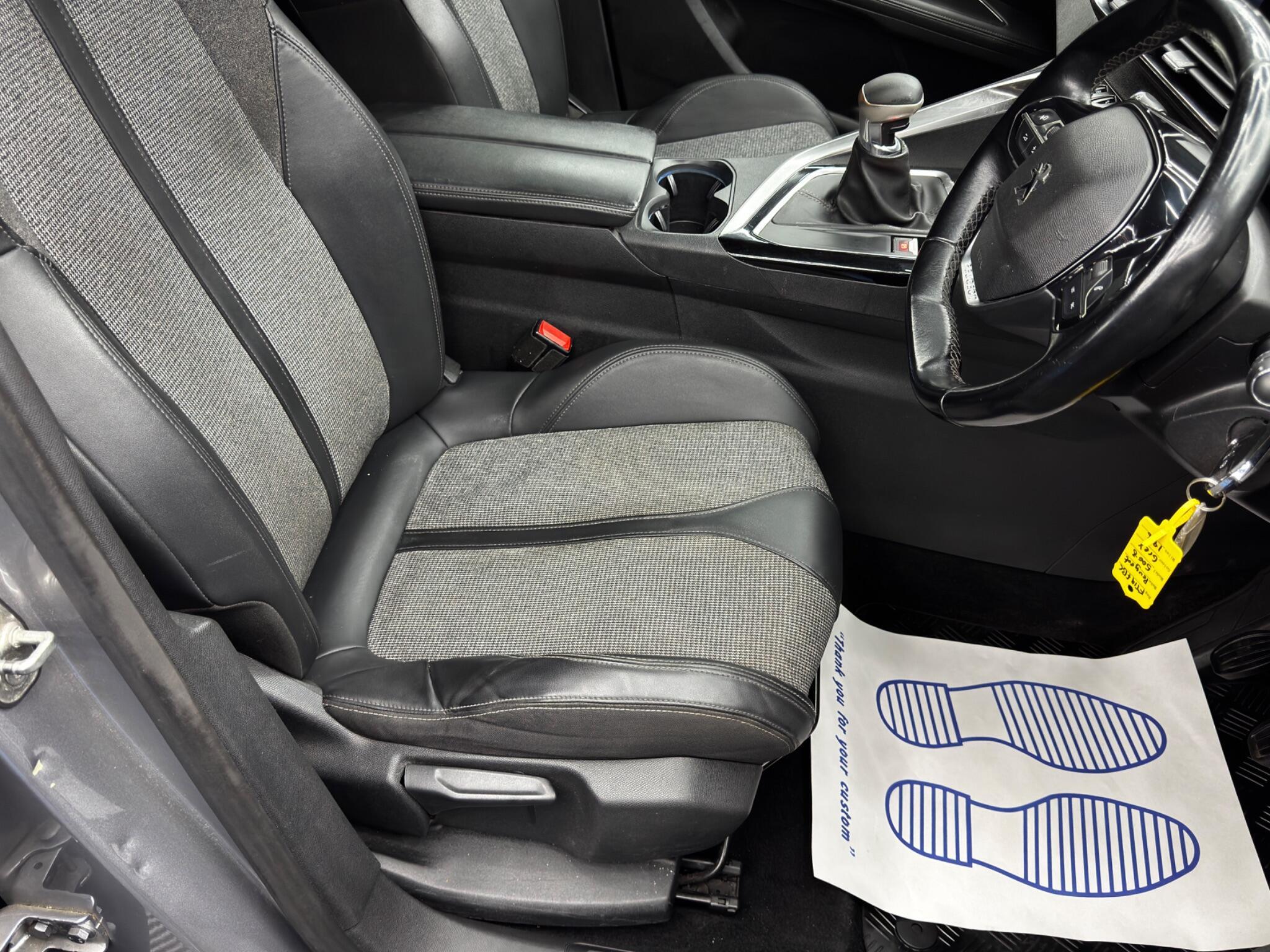 Peugeot 5008 - Image 13
