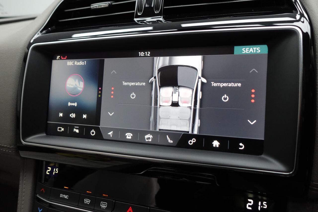 Jaguar F-Pace - Image 41