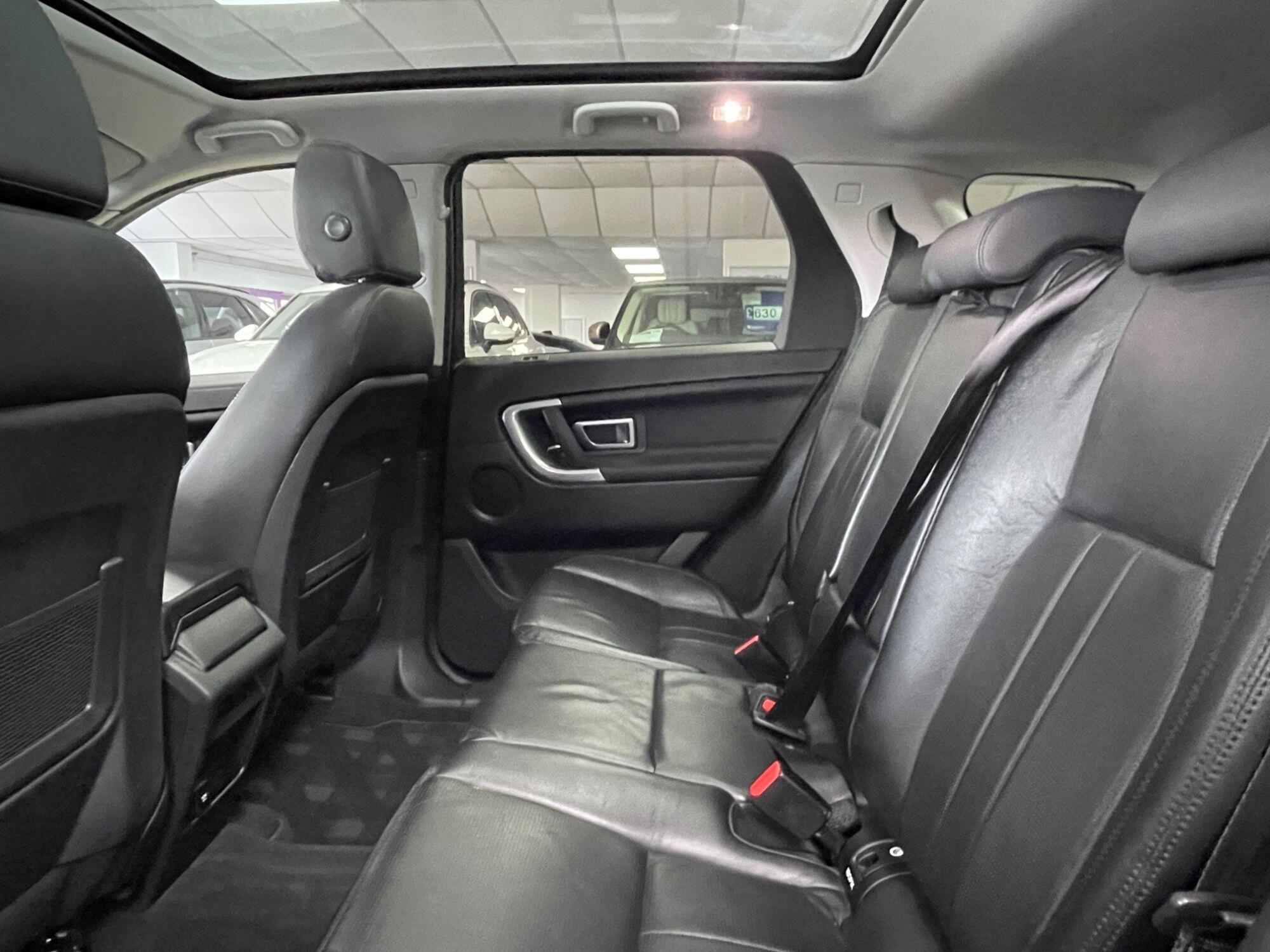 Land Rover DISCOVERY SPORT - Image 30