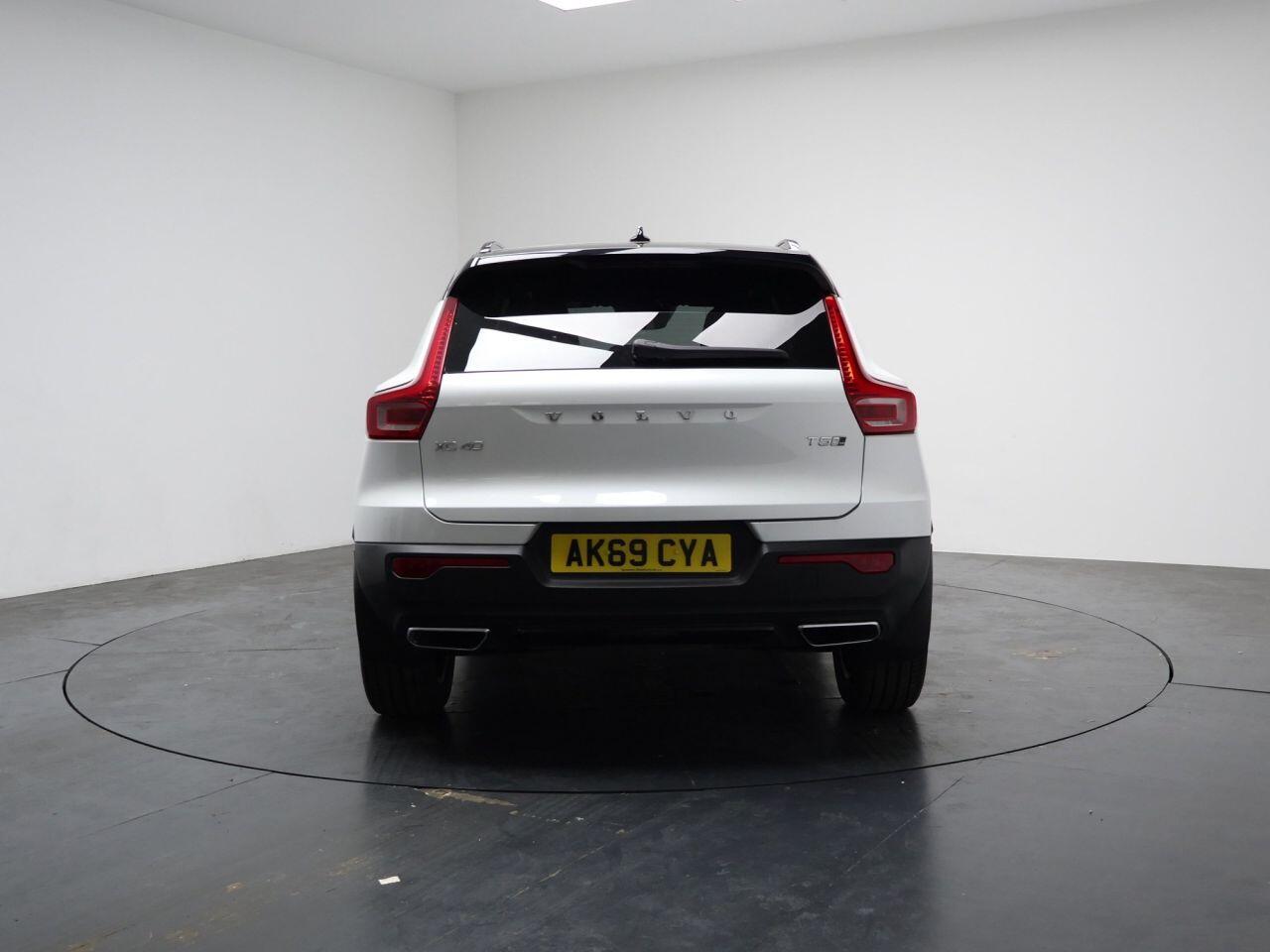 Volvo XC40 - Image 8