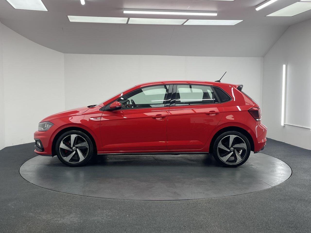 Volkswagen Polo - Image 12