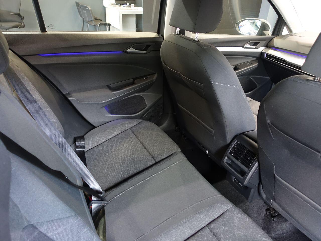 Volkswagen Golf - Image 15