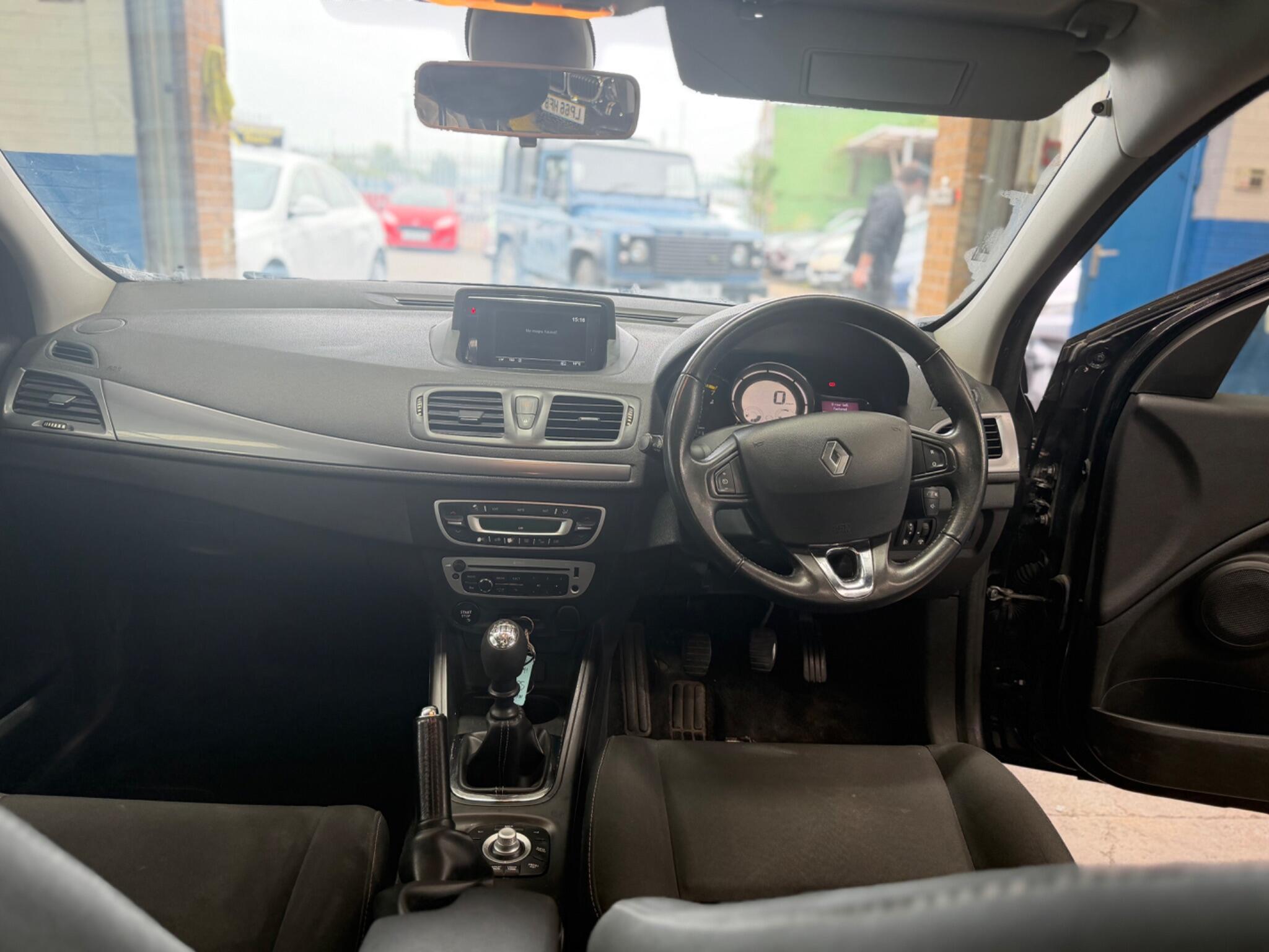 Renault Megane - Image 30