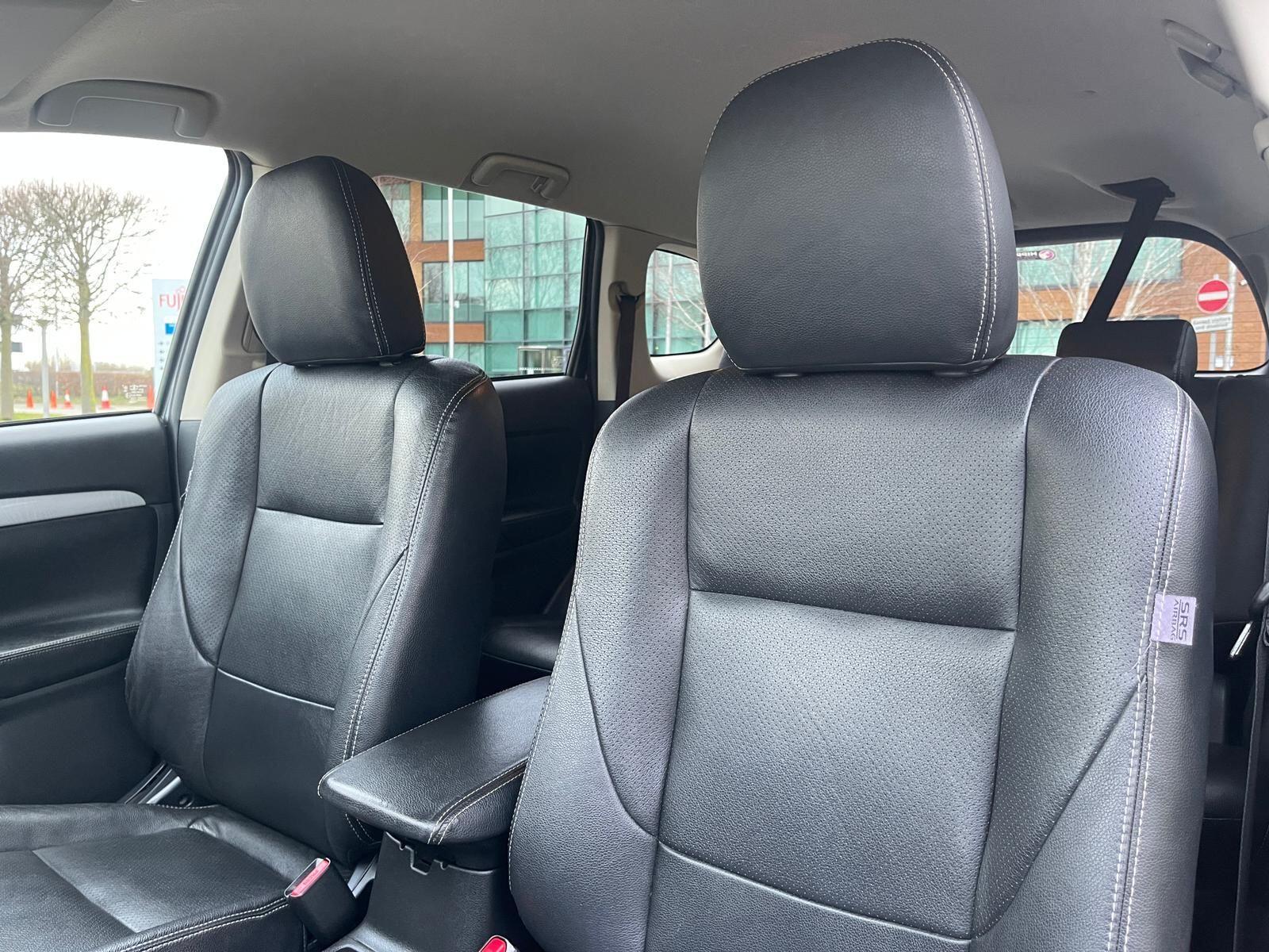 Mitsubishi Outlander - Image 49