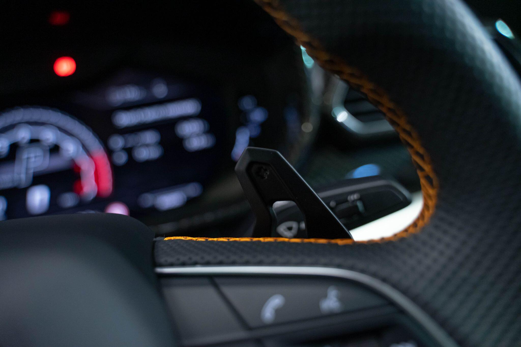 Lamborghini Urus - Image 17