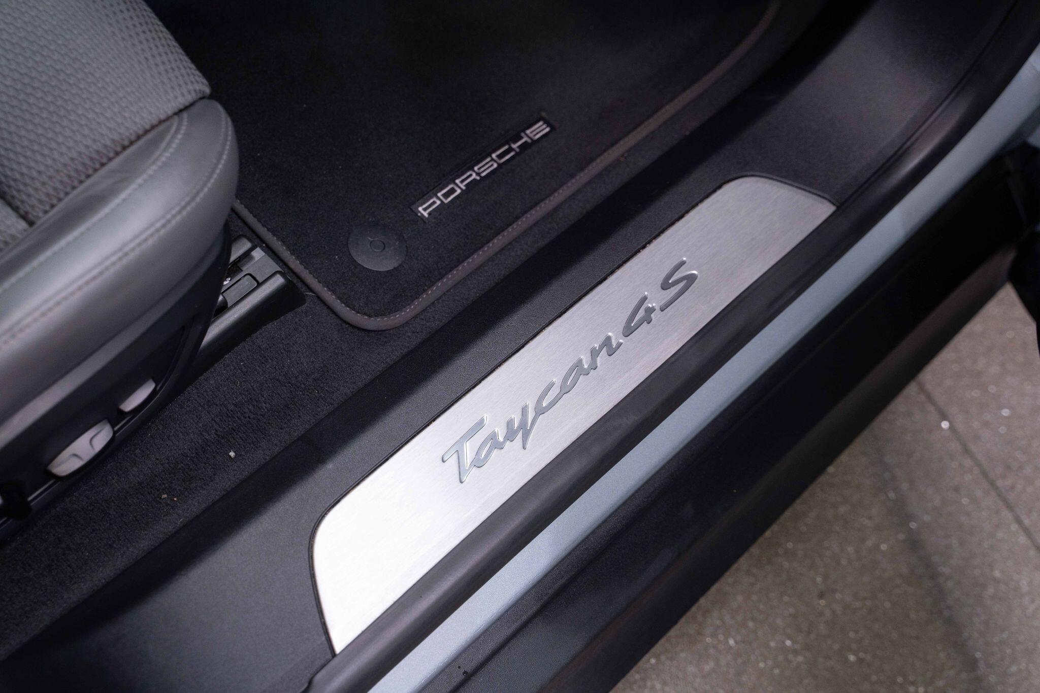 Porsche Taycan - Image 37