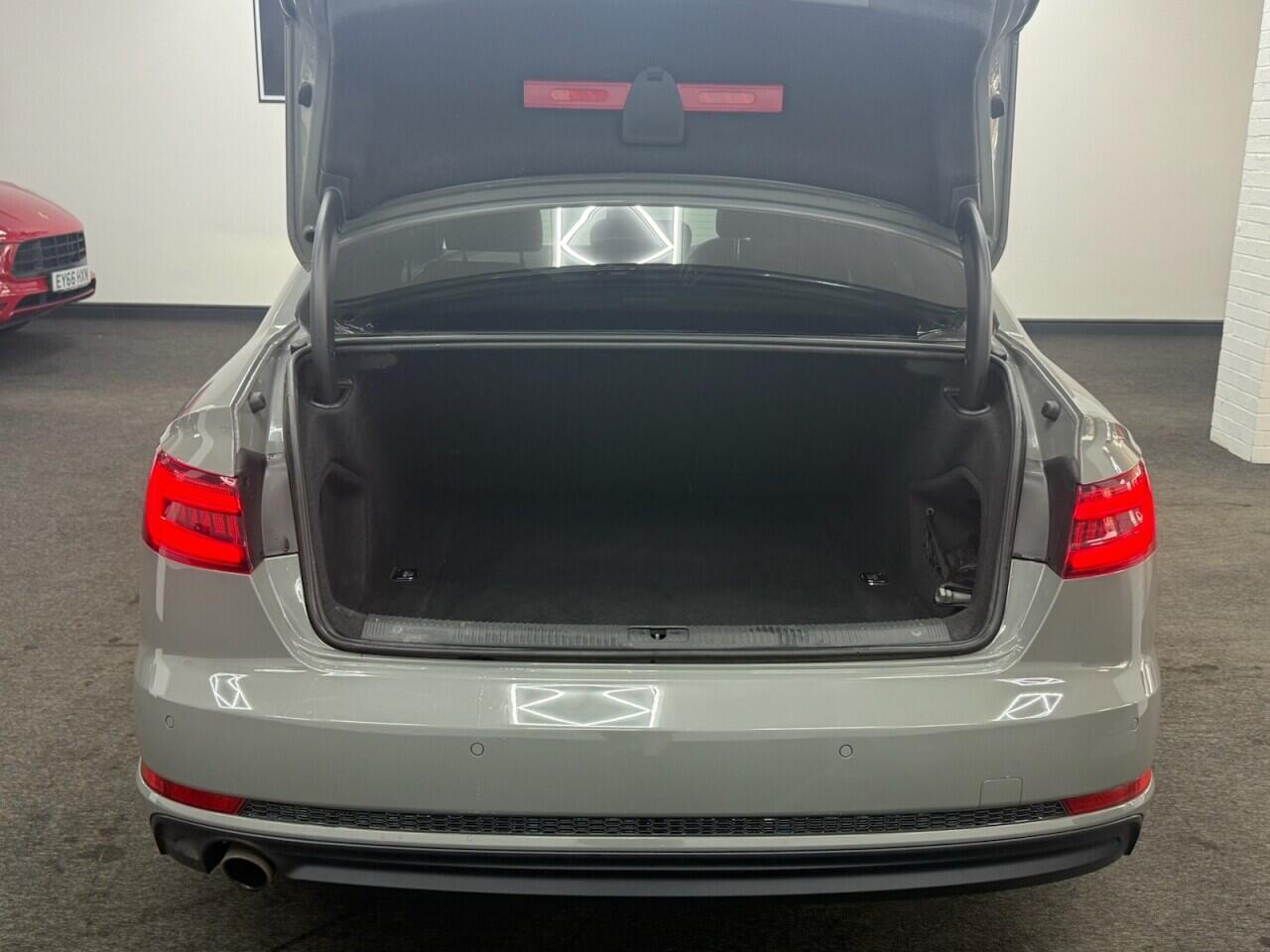 Audi A4 - Image 15