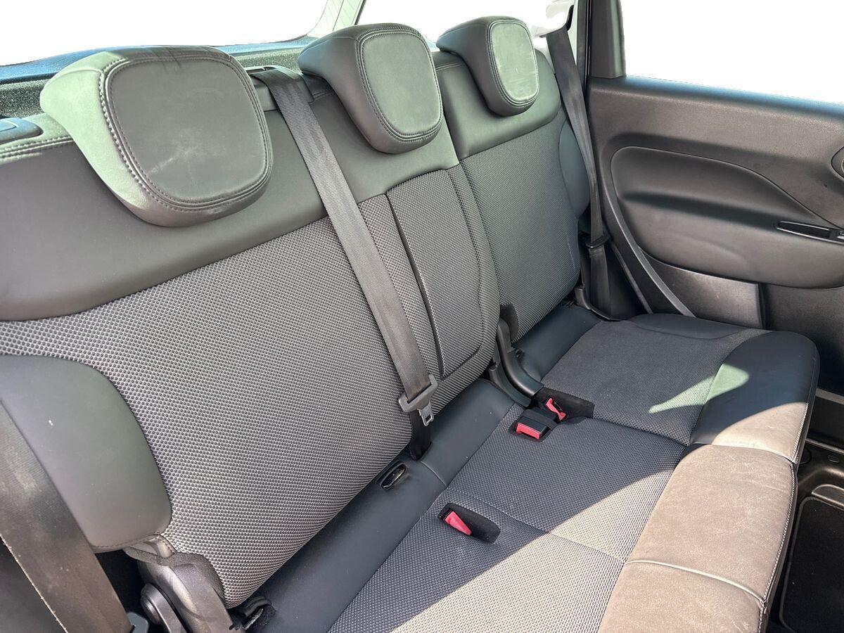 Fiat 500L - Image 15