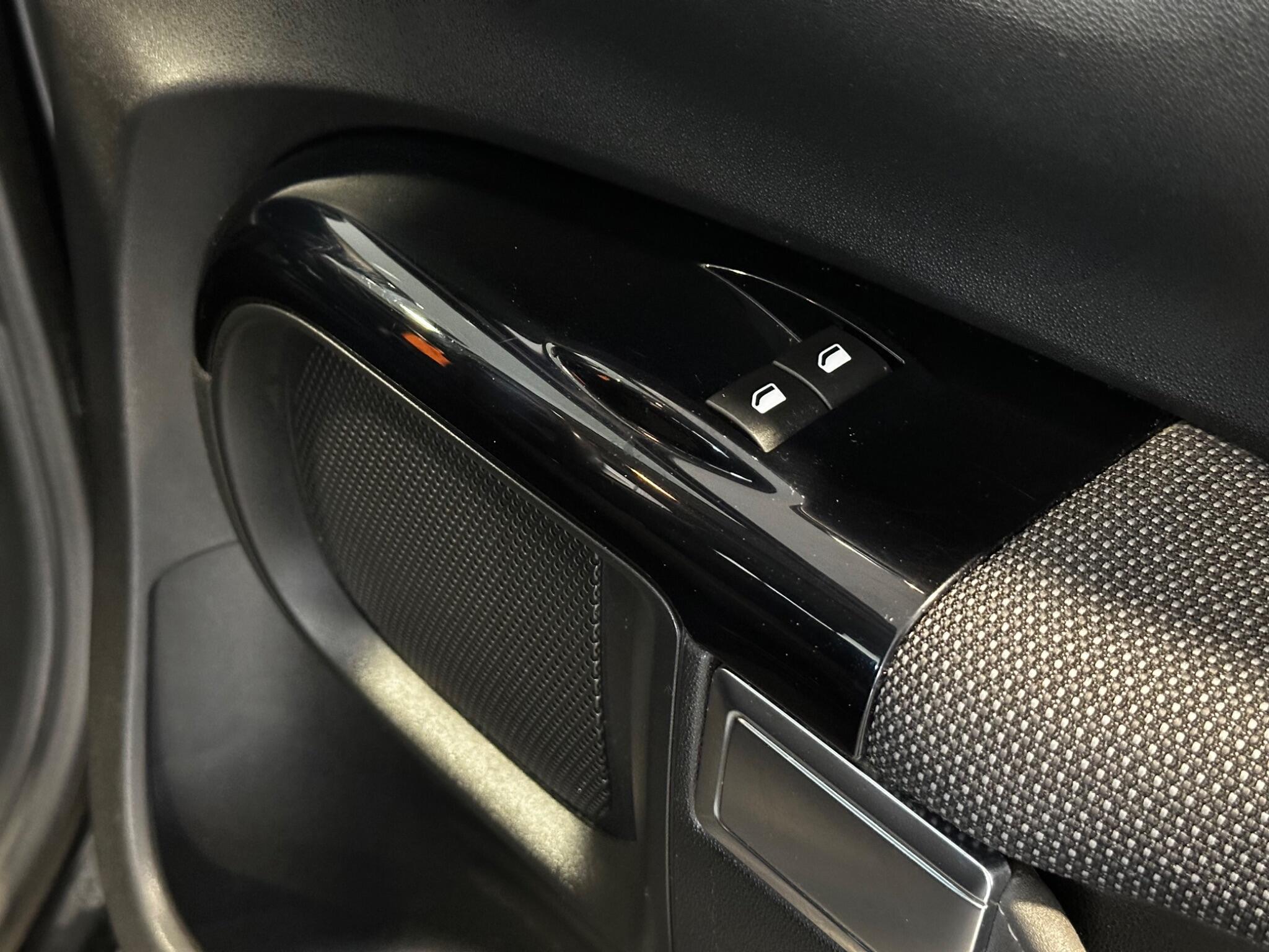 Citroen C4 Cactus - Image 11