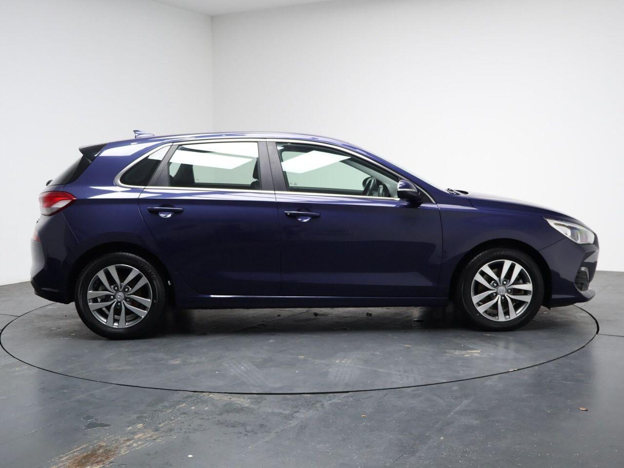 Hyundai i30 - Image 14