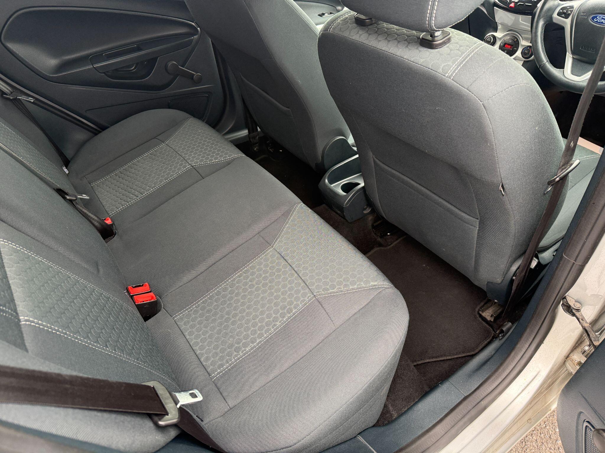 Ford Fiesta - Image 38