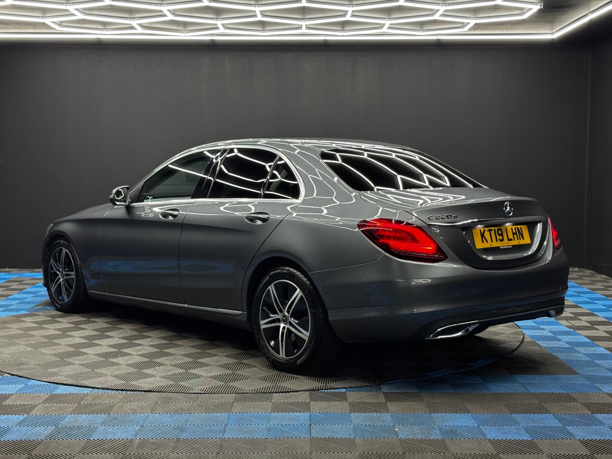Mercedes C Class - Image 7