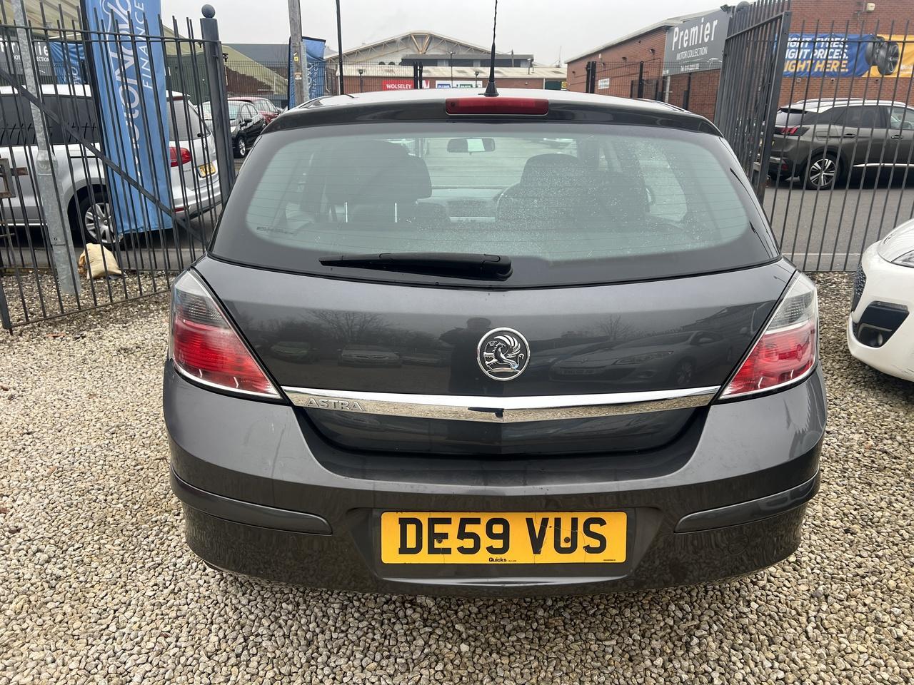 Vauxhall Astra - Image 5