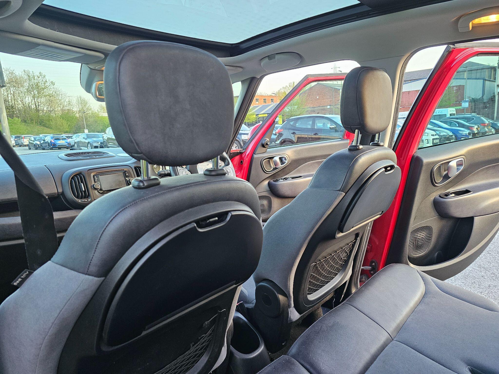 Fiat 500L - Image 19