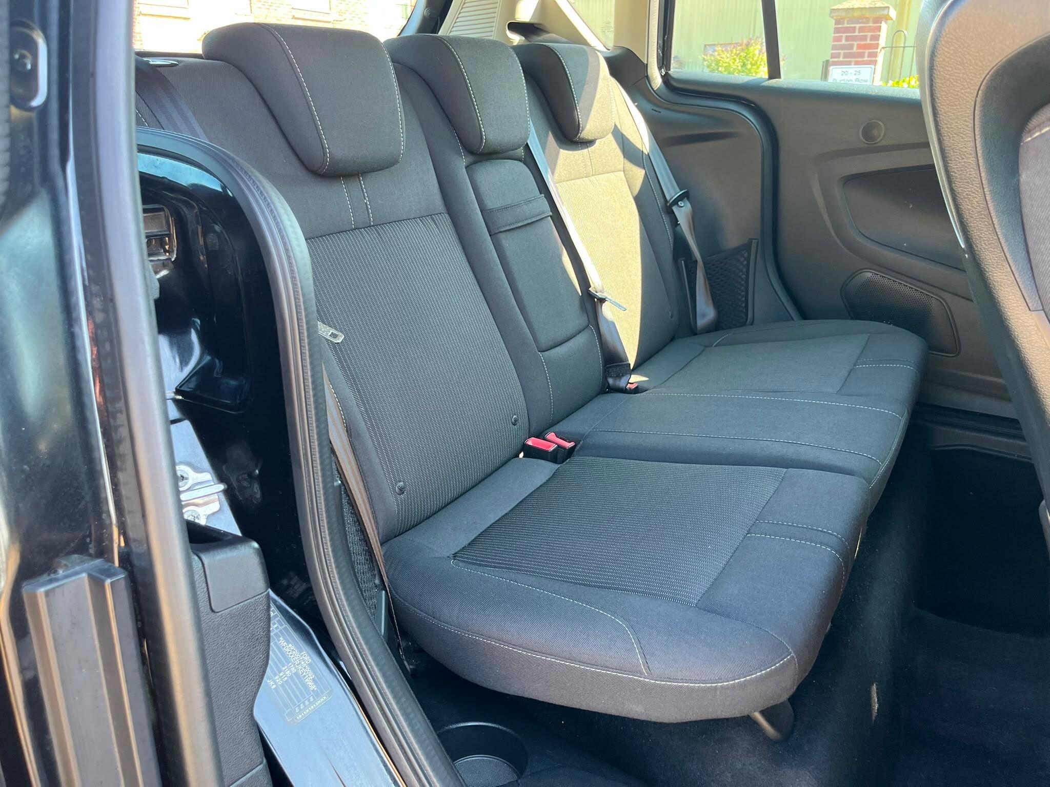 Ford B-Max - Image 11