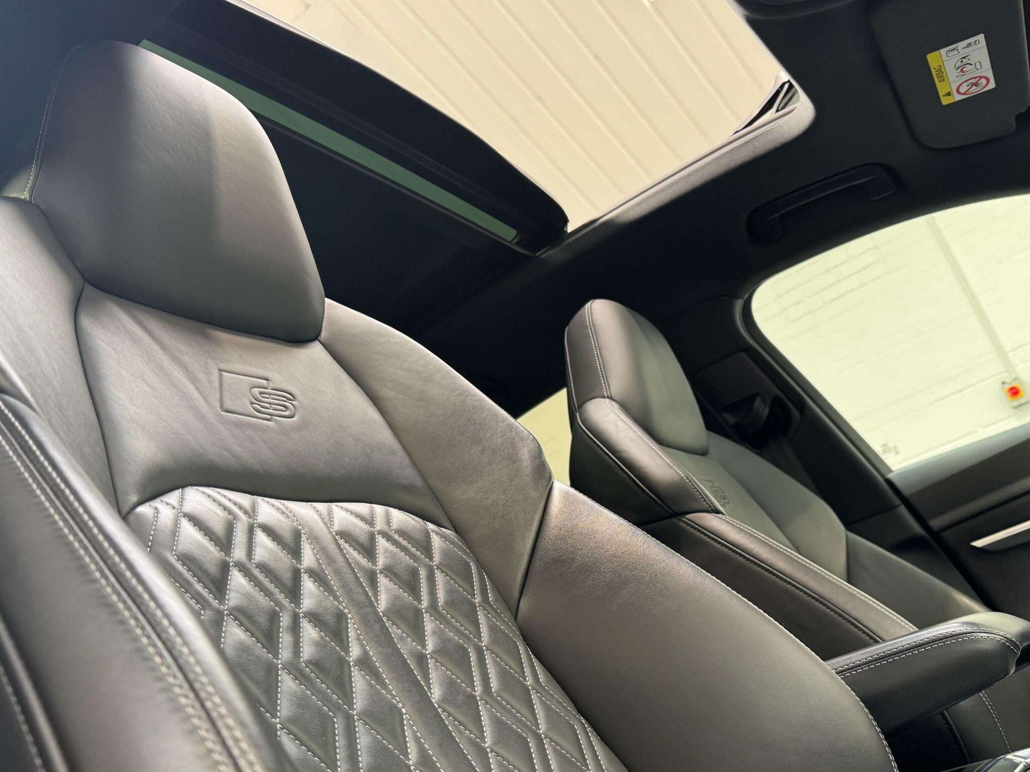 Audi E-Tron - Image 50