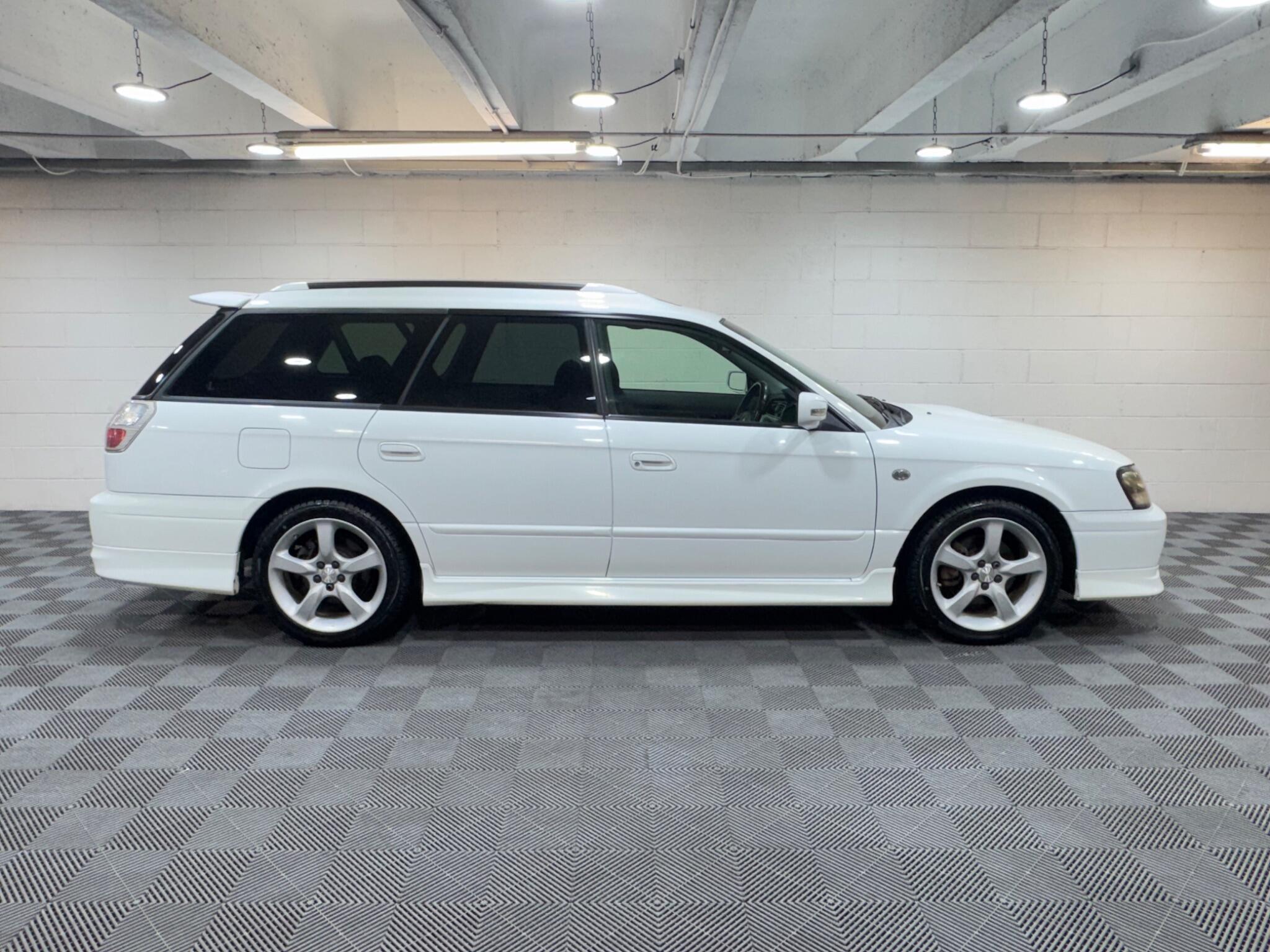 Subaru Legacy - Image 4
