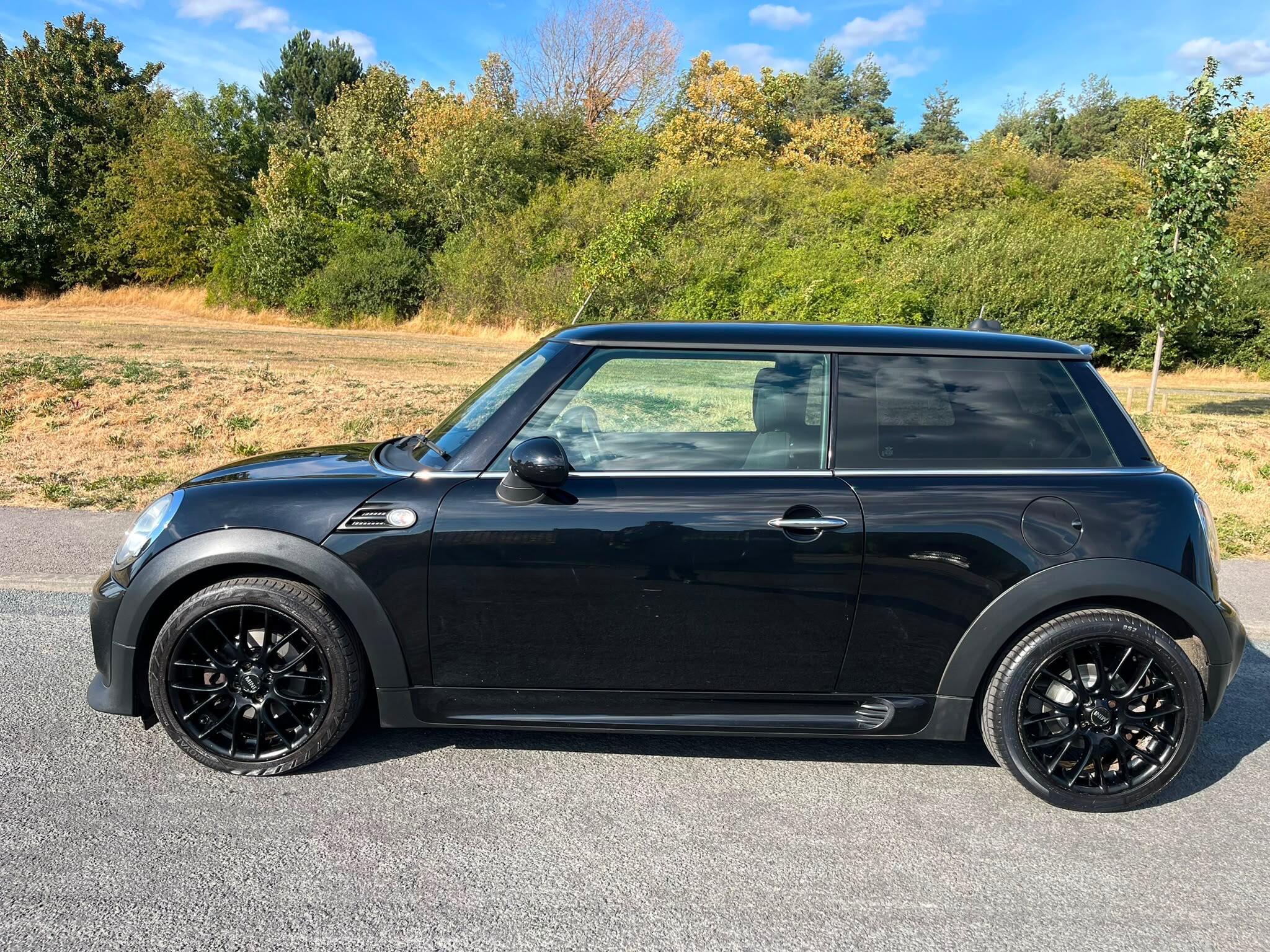 MINI Hatch - Image 5