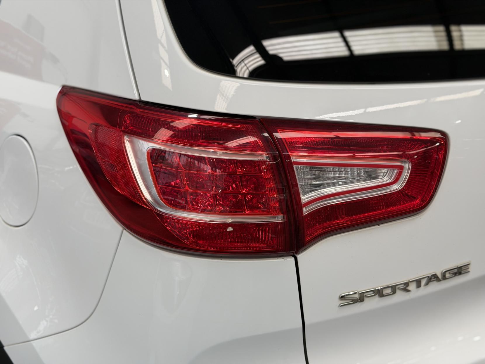 Kia Sportage - Image 12