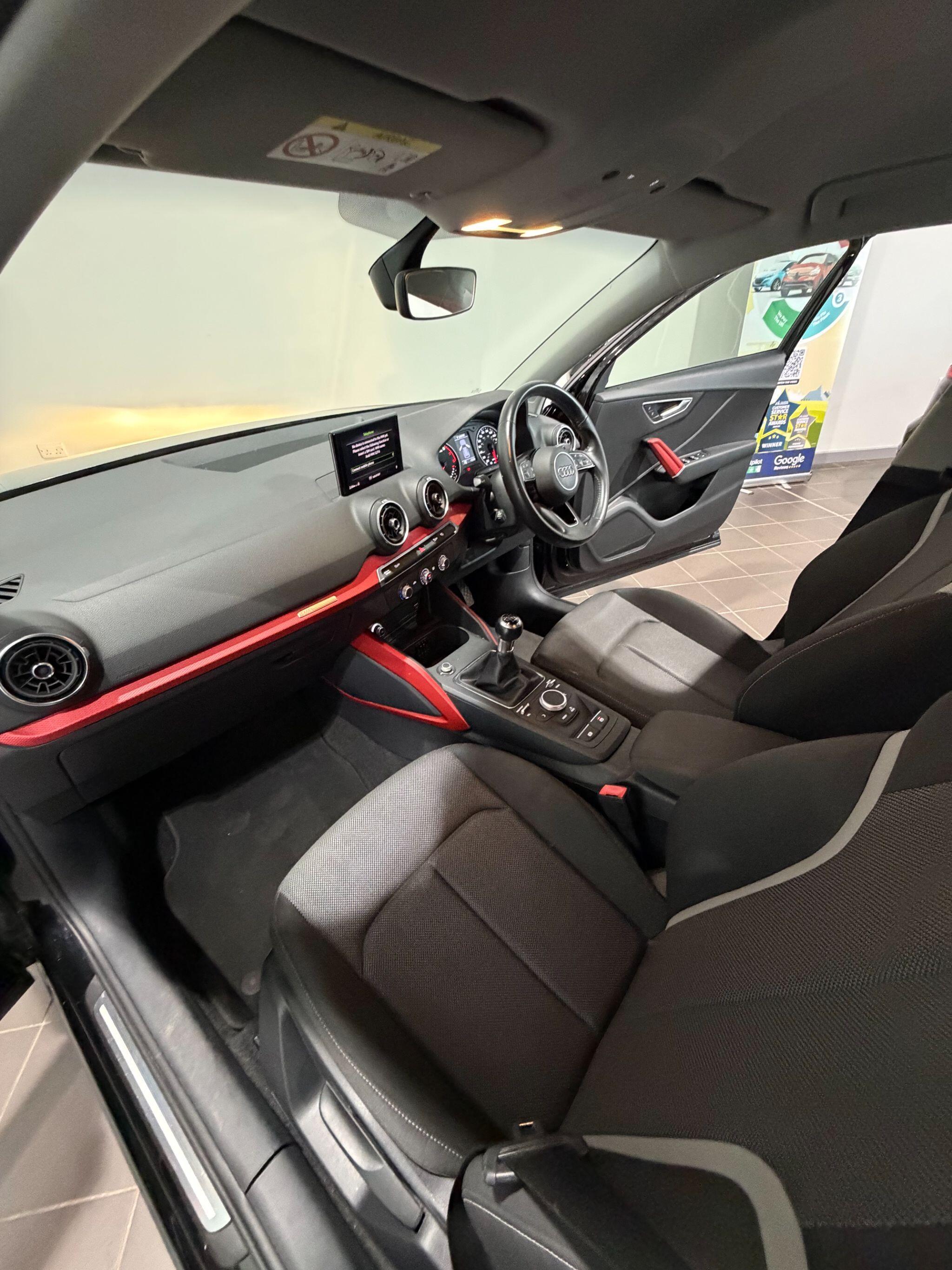 Audi Q2 - Image 10