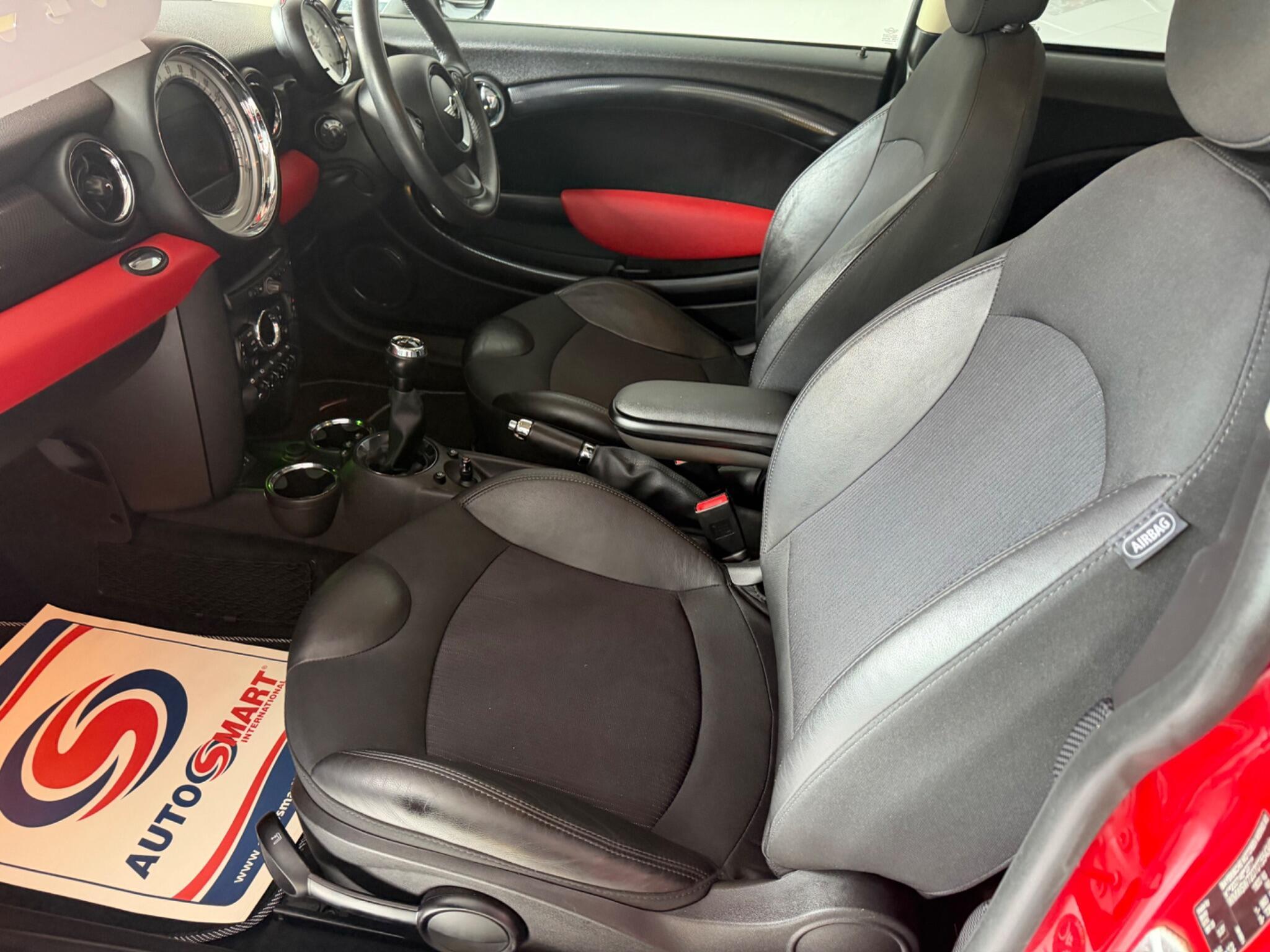 MINI Hatch - Image 12