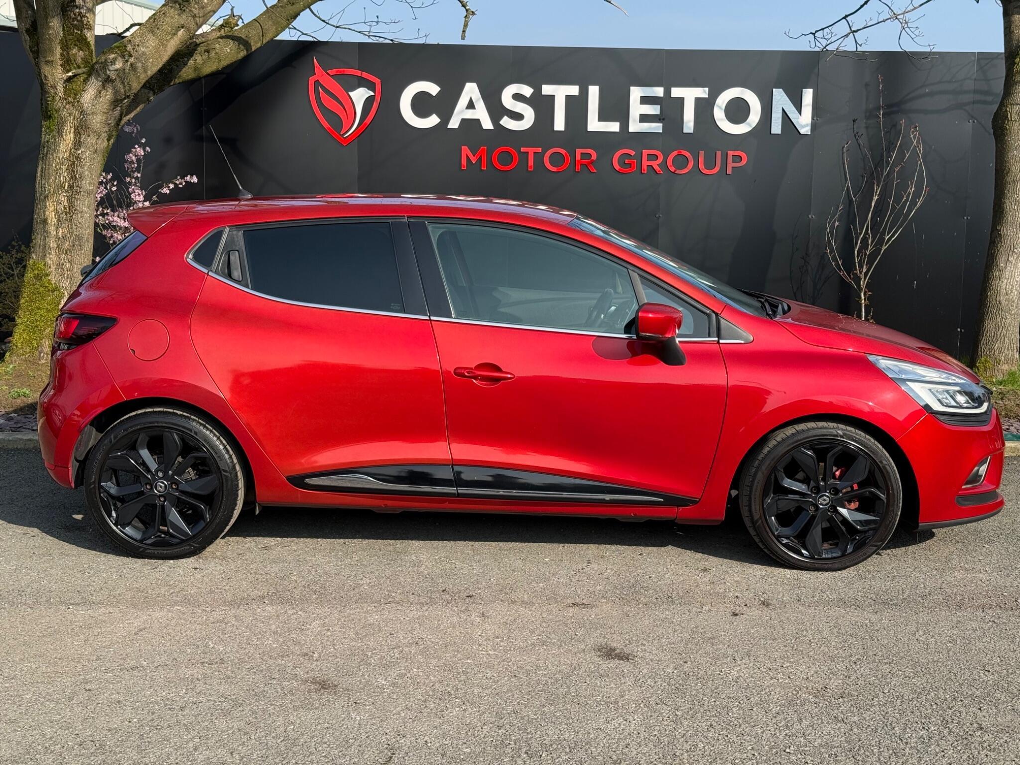 Renault Clio - Image 11