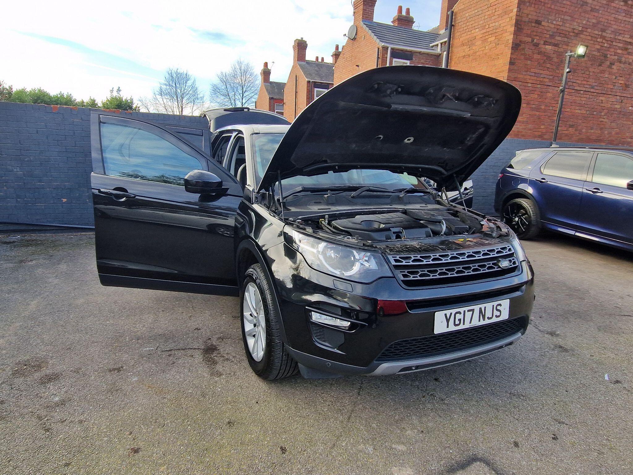 Land Rover DISCOVERY SPORT - Image 12