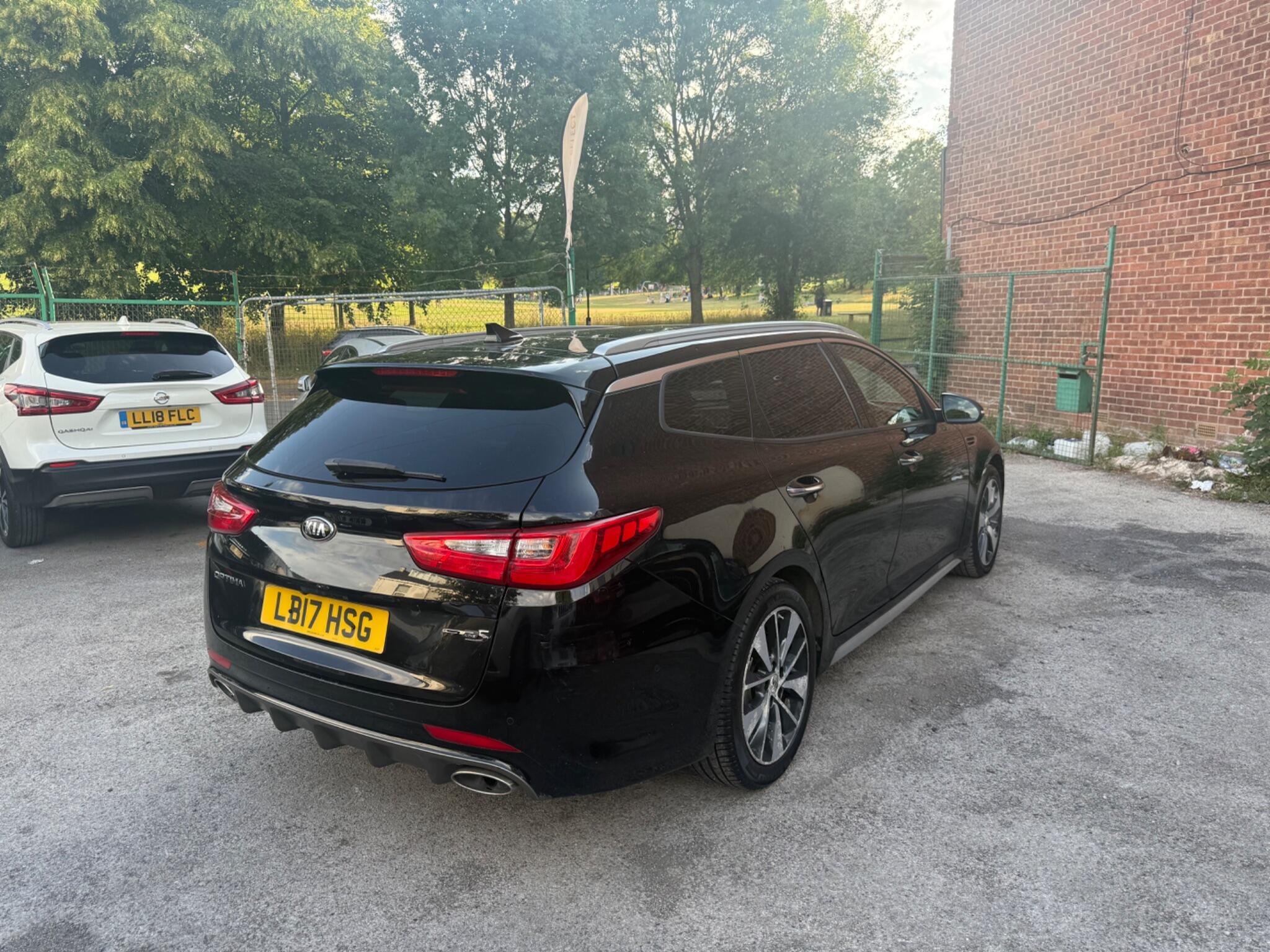 Kia Optima - Image 7